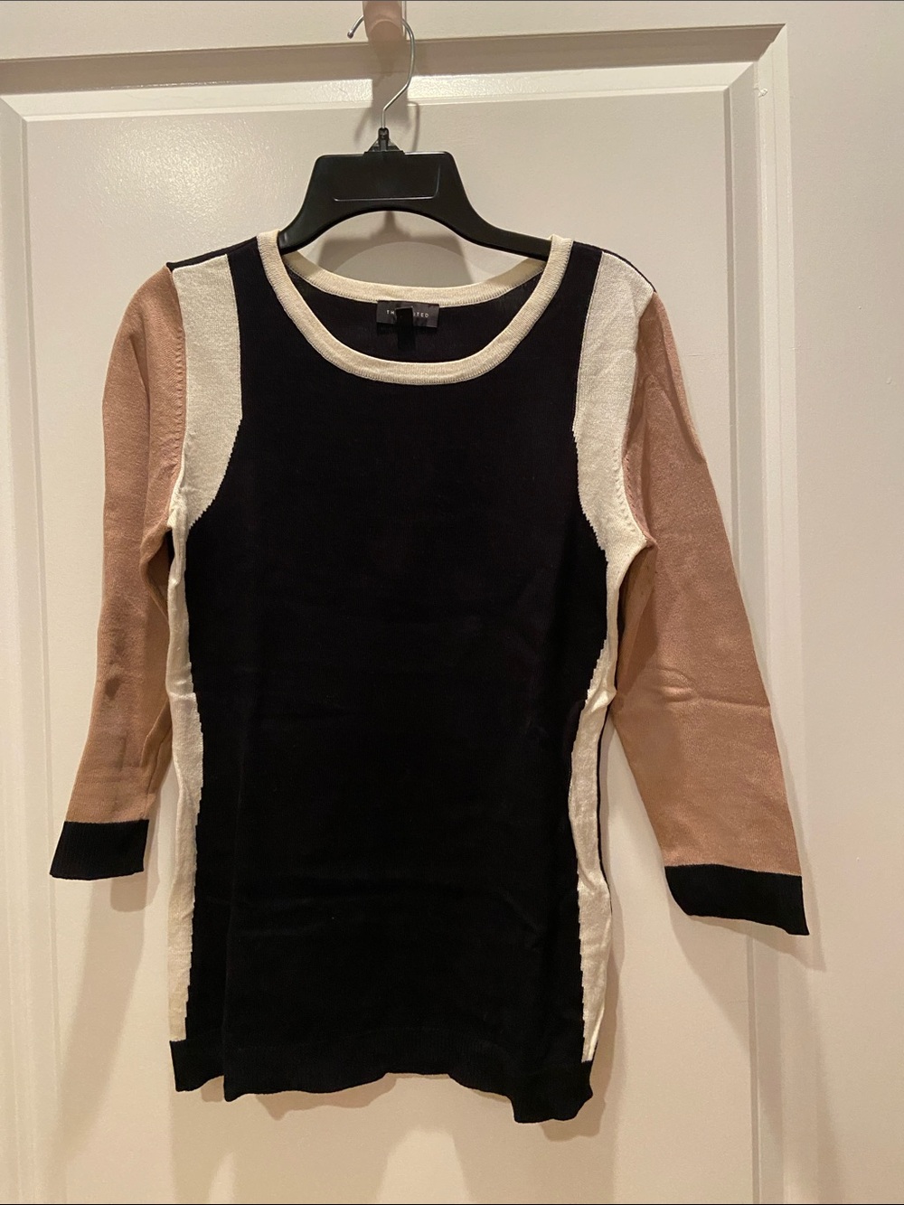 The Limited Black, Cream & Tan Colorblock Scoop Neck Sweater